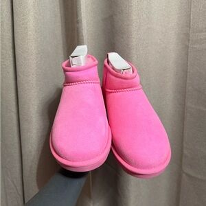 UGG Classic Ultra Mini